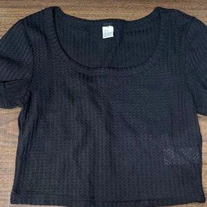 Black crop top size Small